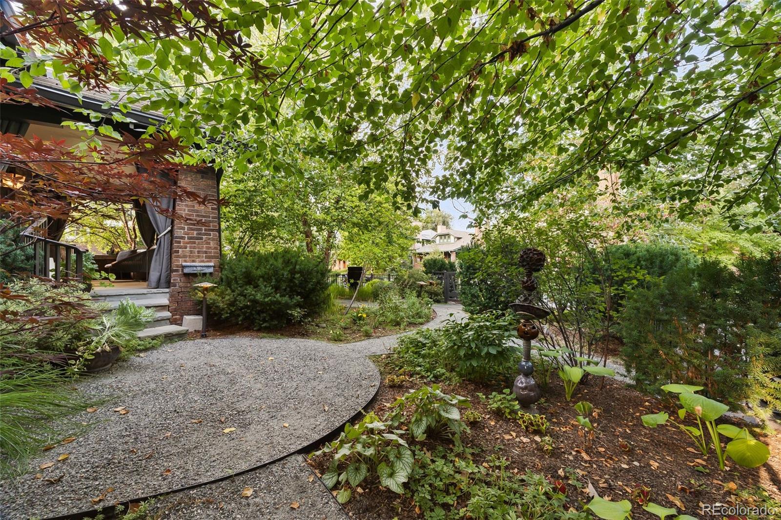 1233 S Williams Street