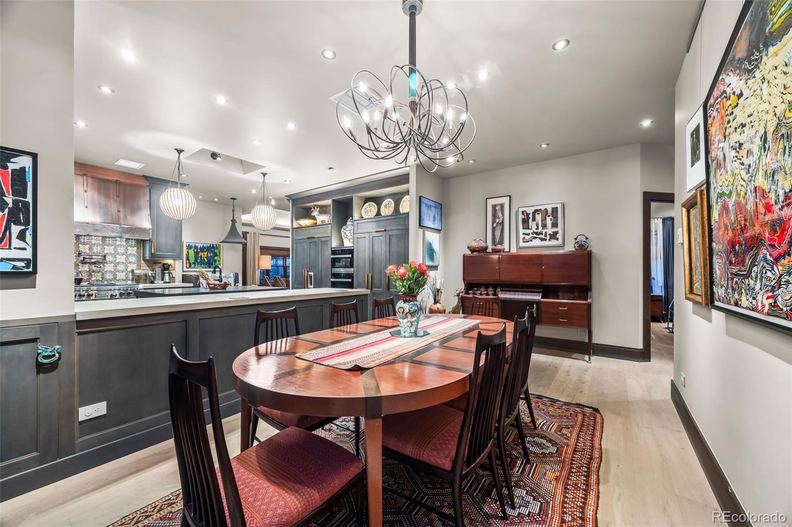 1233 S Williams Street