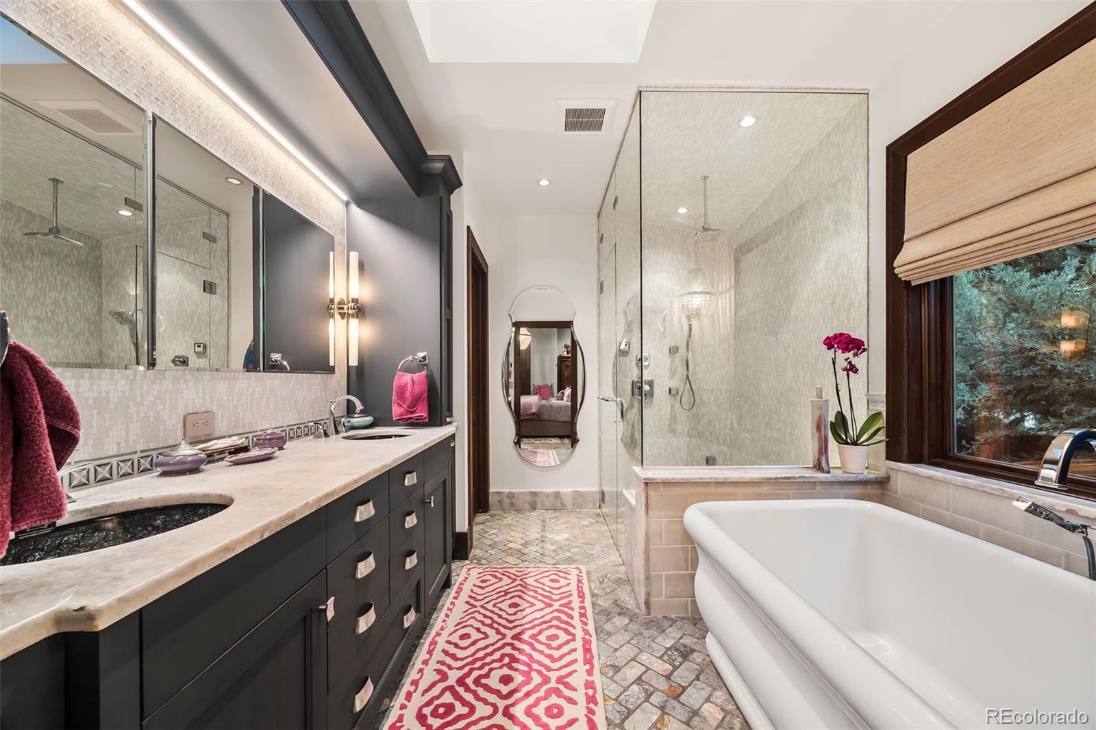 1233 S Williams Street