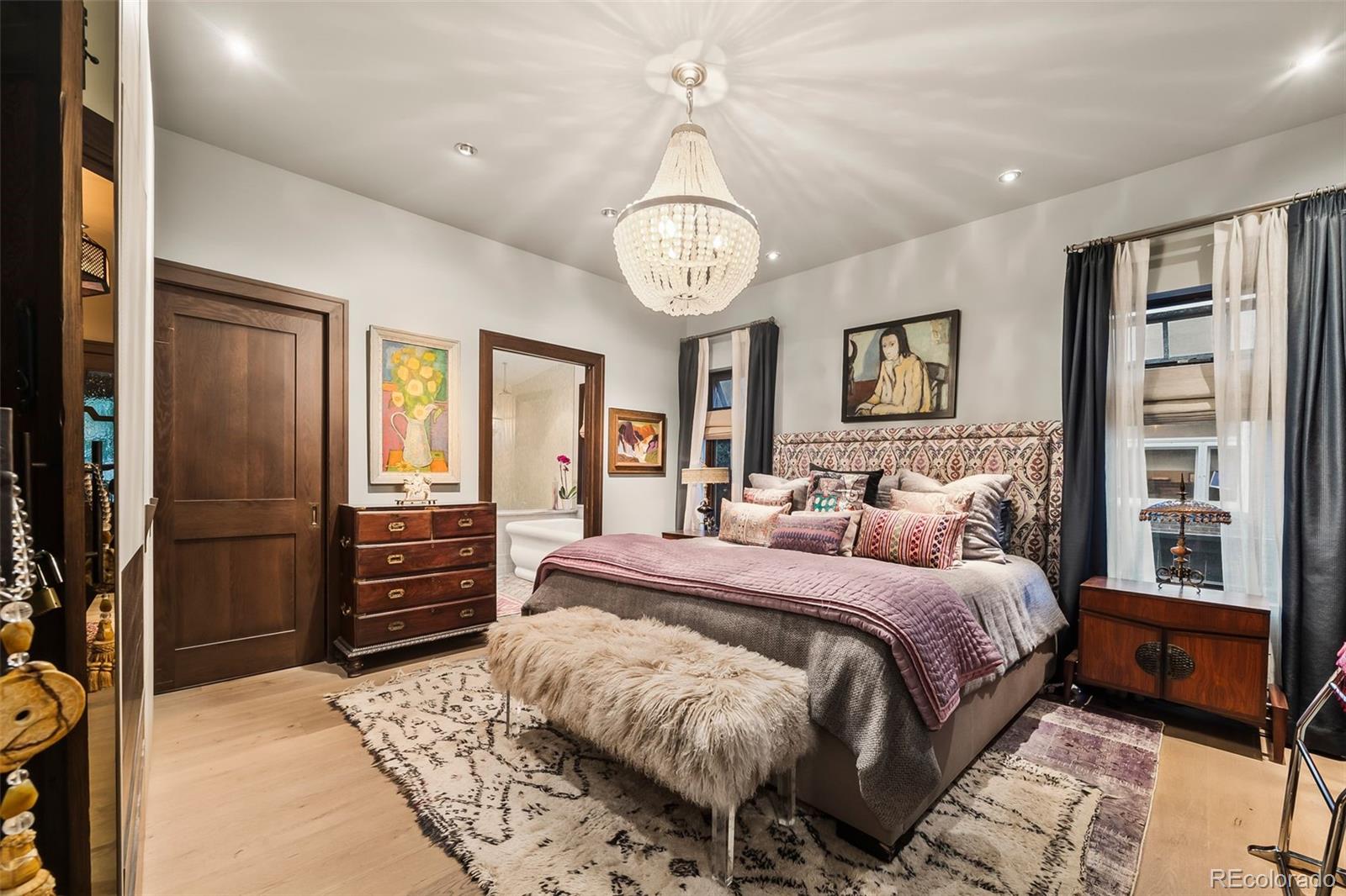 1233 S Williams Street