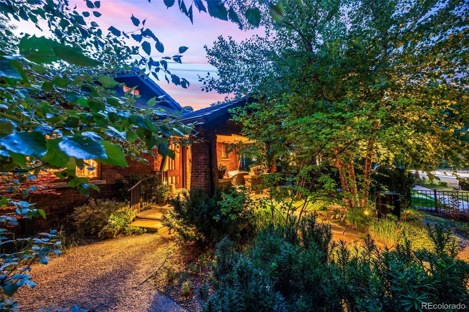 1233 S Williams Street