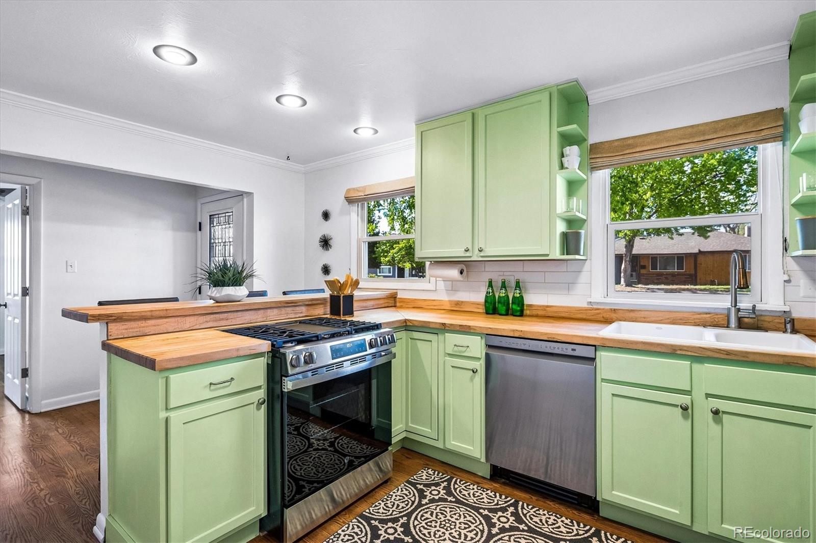 6675 W 45th Avenue