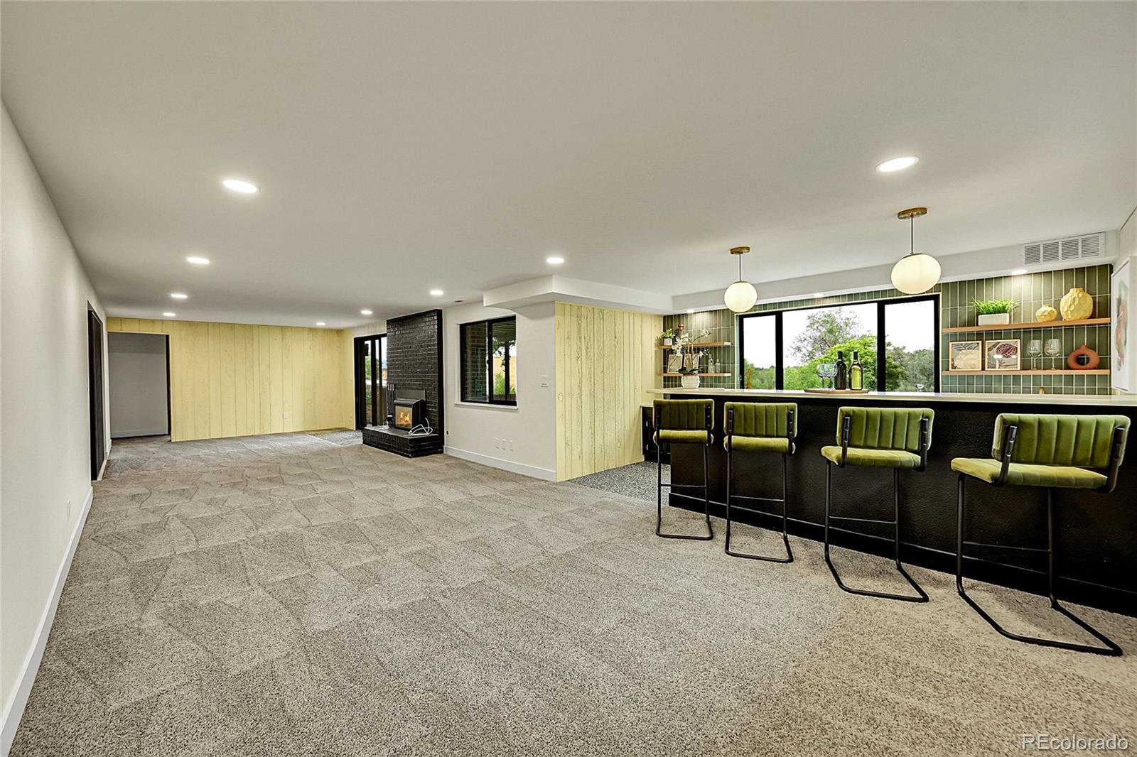 14043 W Alaska Drive