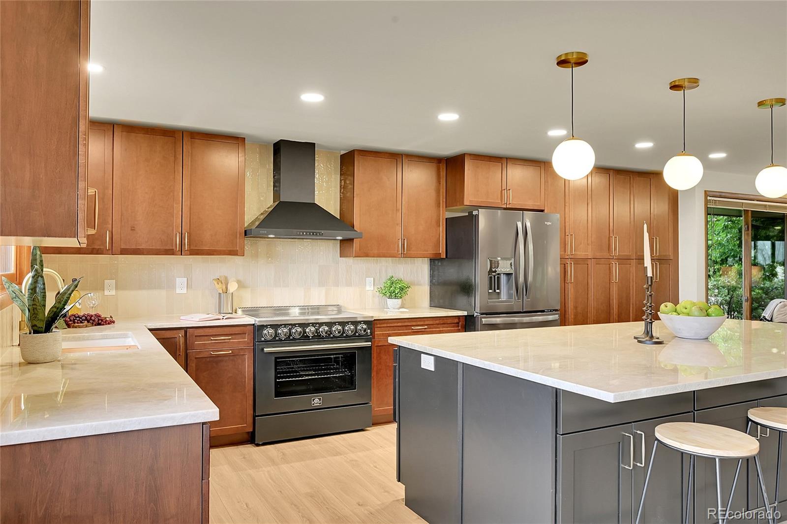 14043 W Alaska Drive