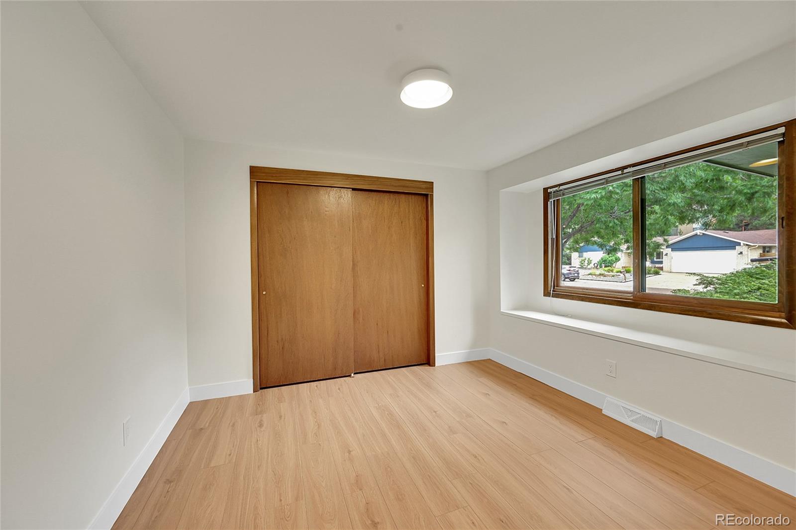 14043 W Alaska Drive