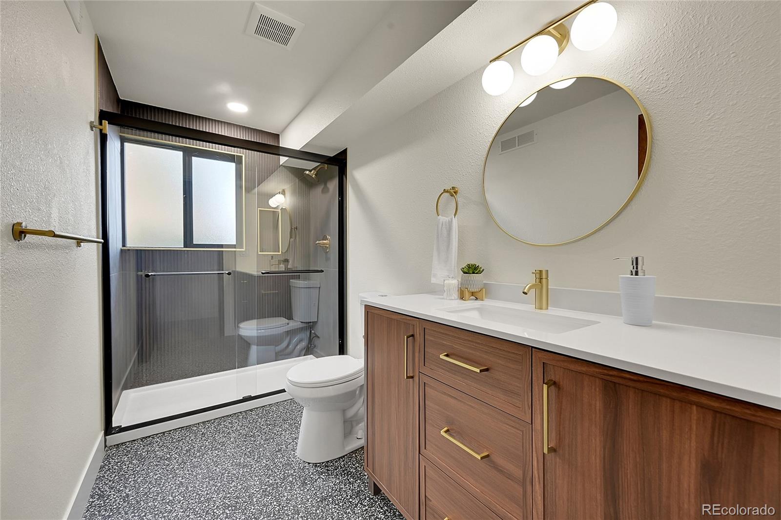 14043 W Alaska Drive