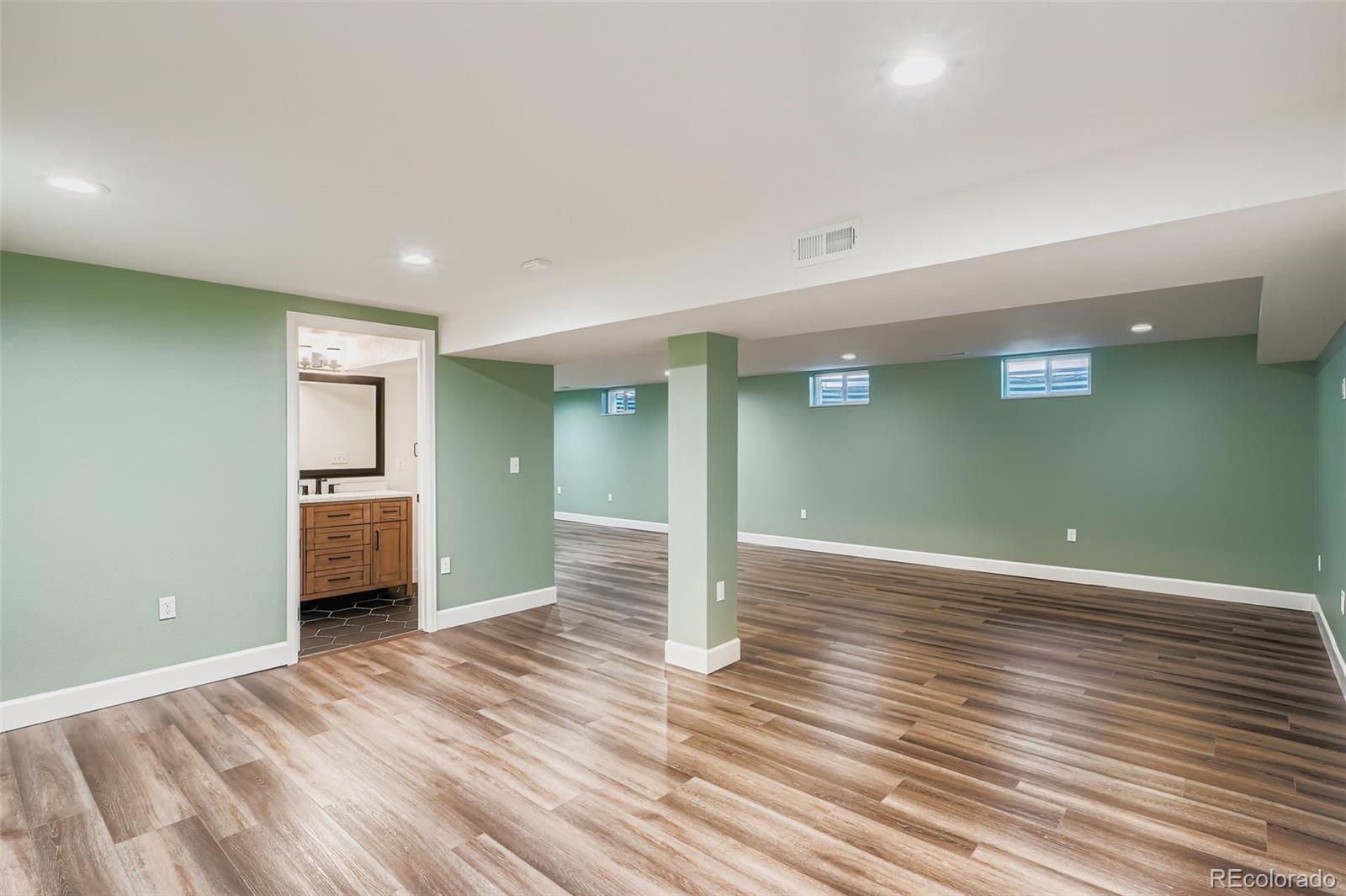 9411 W Louisiana Avenue