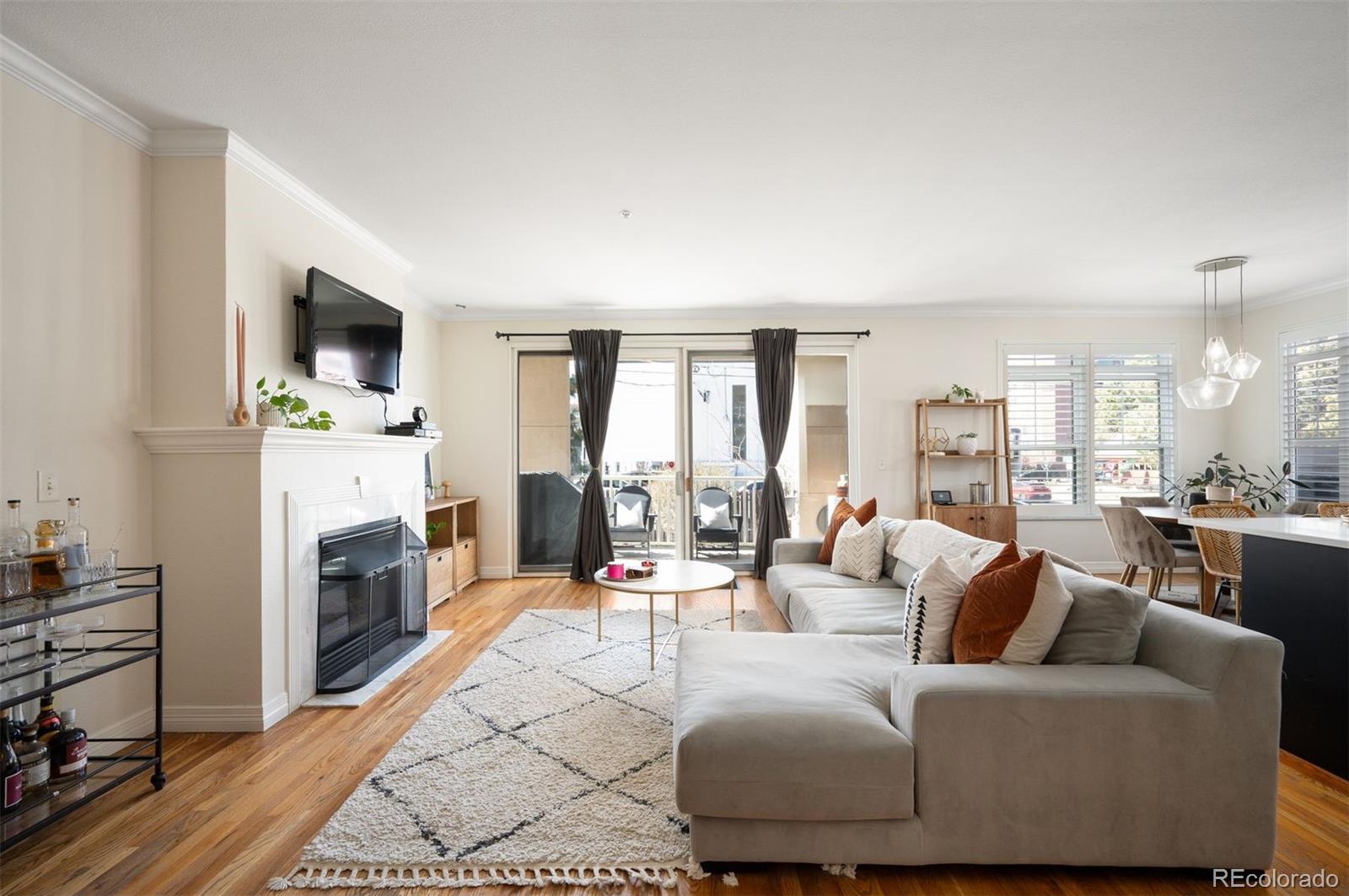 111 S Monroe Street Unit: B104