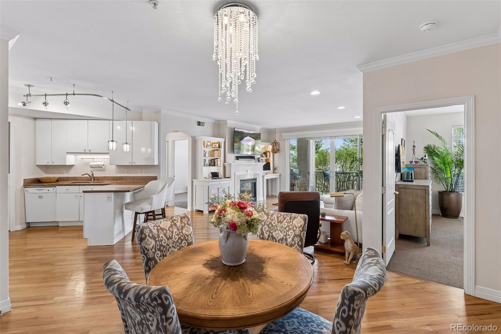 111 S Monroe Street Unit: B102