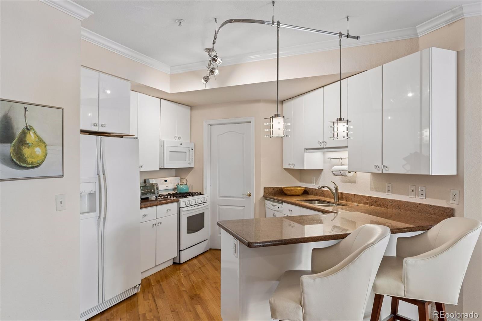 111 S Monroe Street Unit: B102