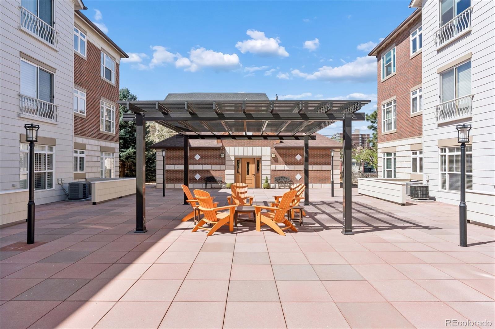 111 S Monroe Street Unit: B102