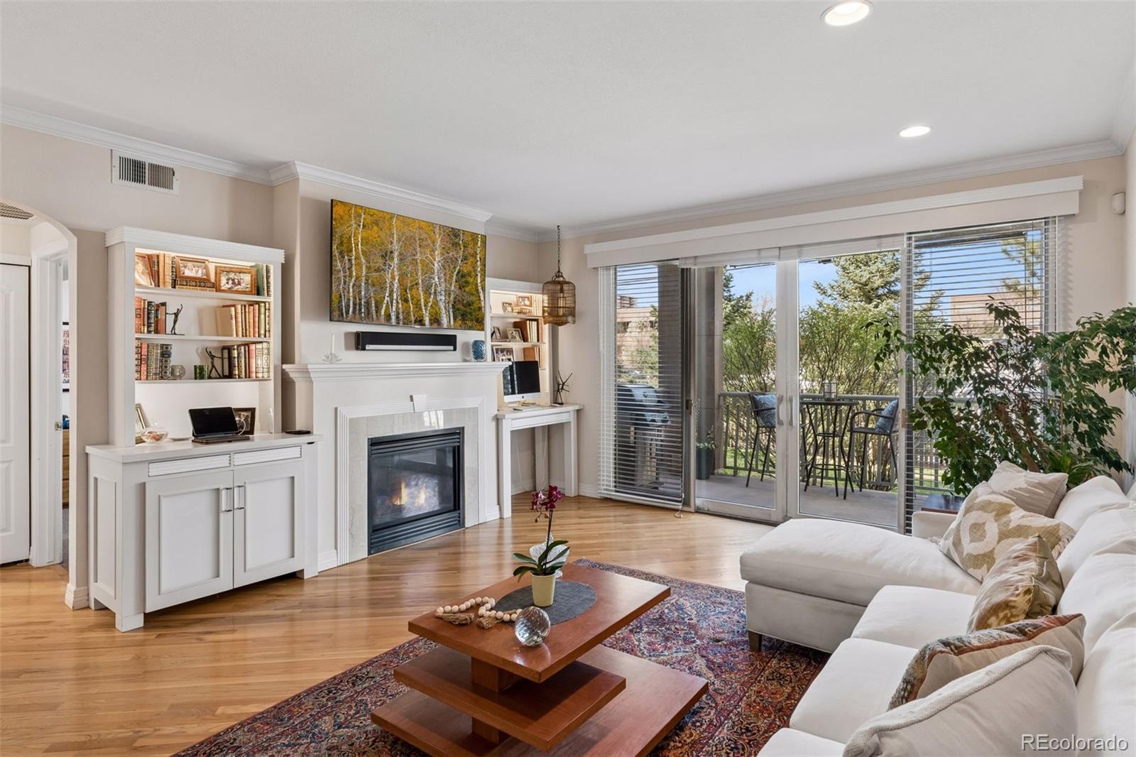 111 S Monroe Street Unit: B102