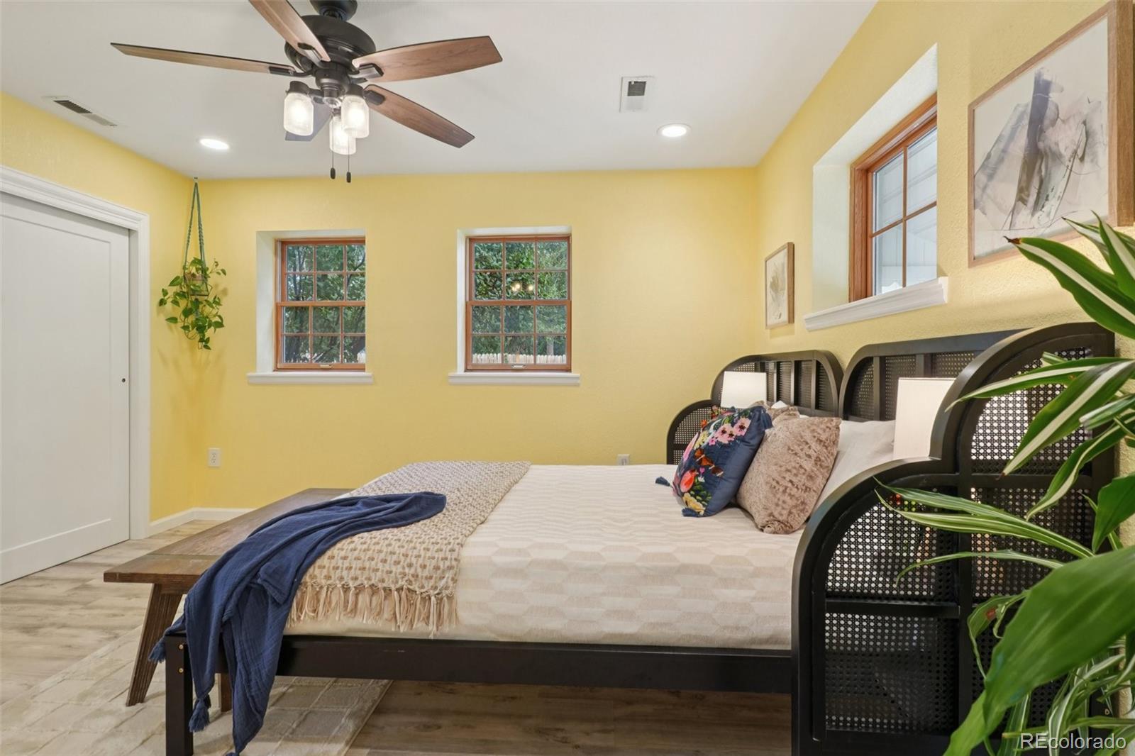 2480 Brentwood Street