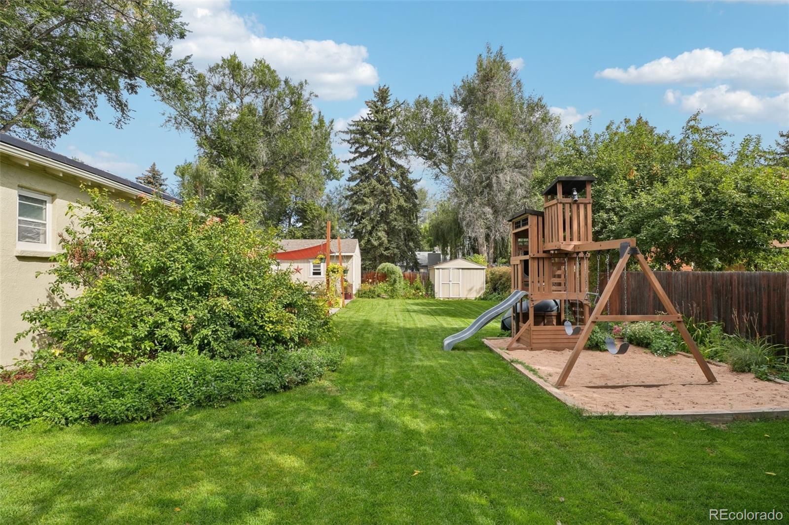 2480 Brentwood Street