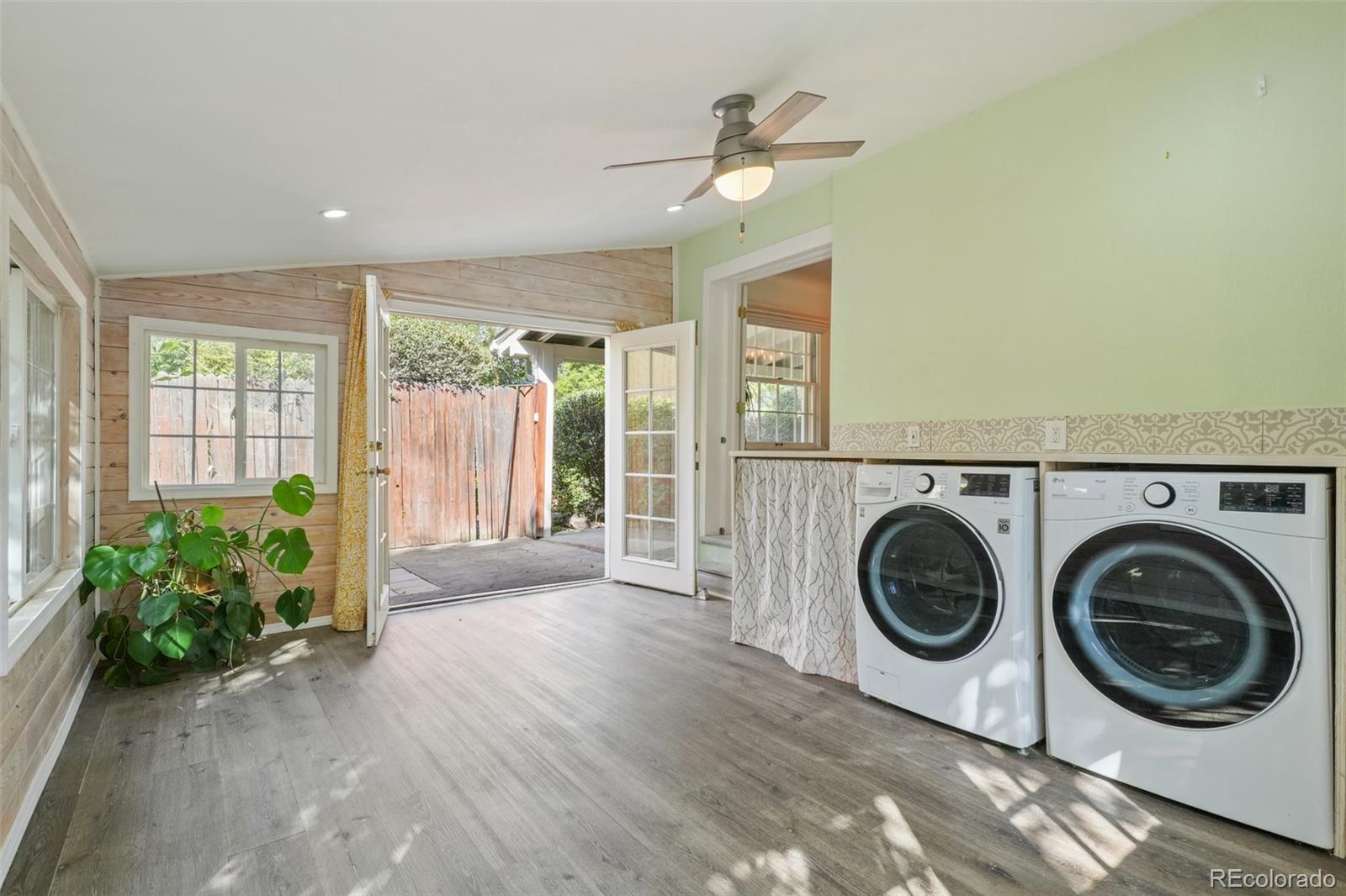 2480 Brentwood Street