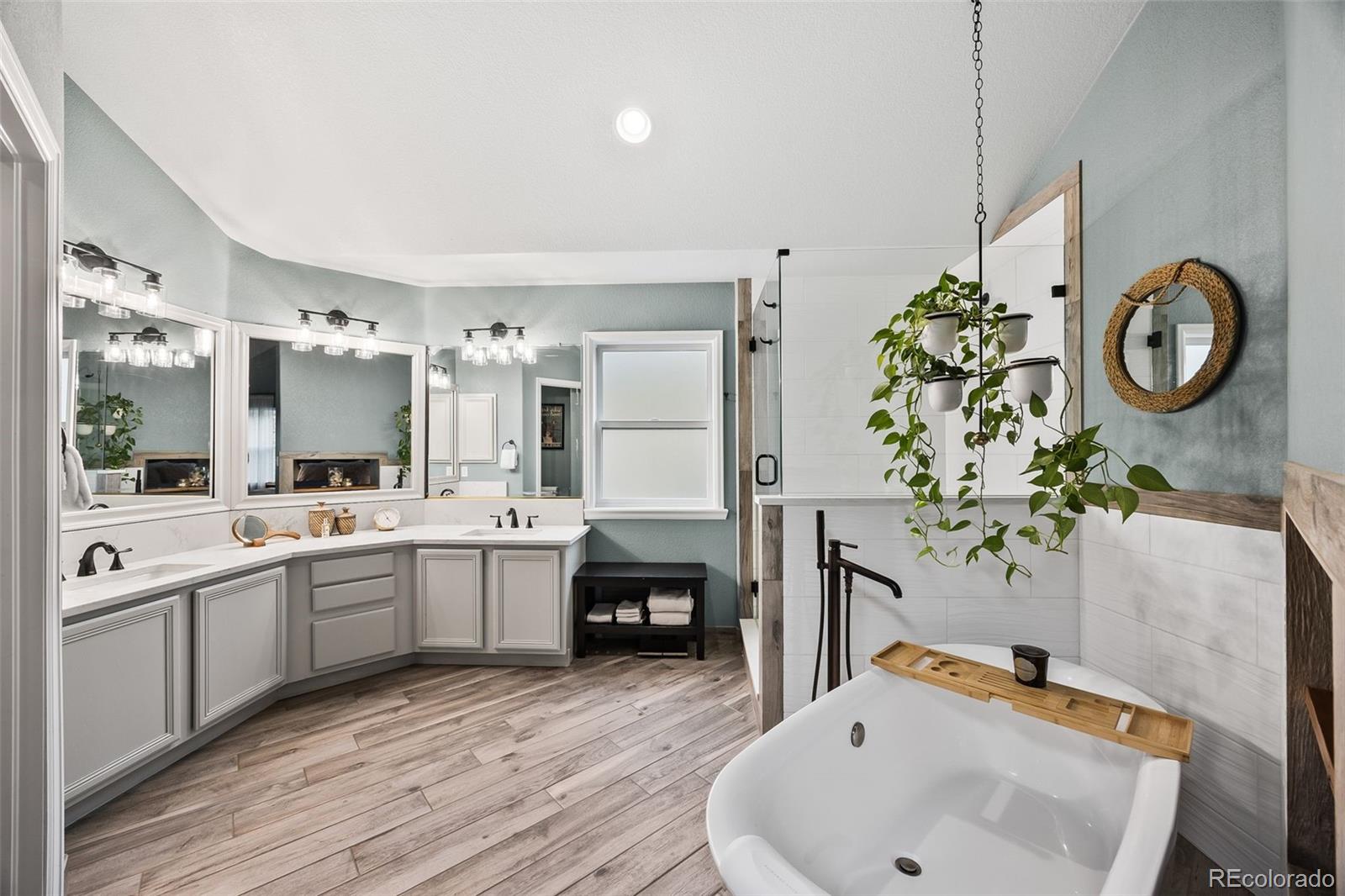 3442 S Newland Court