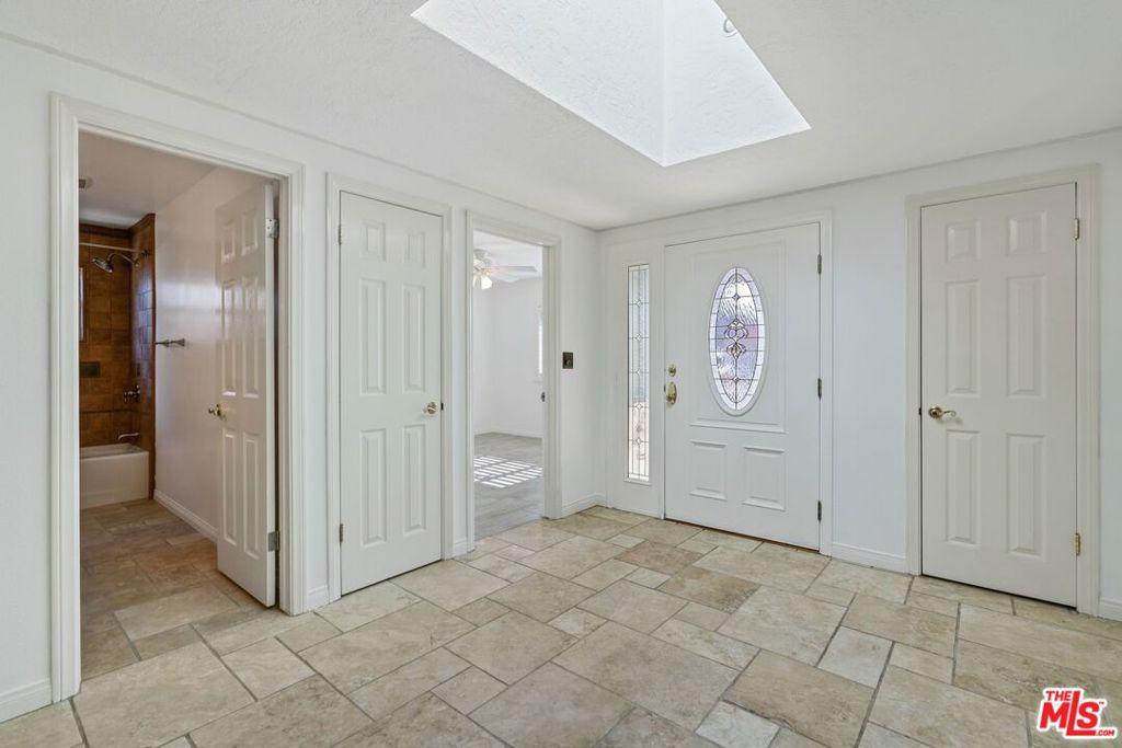 1229 Valebrook Place