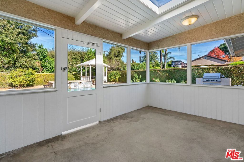 1229 Valebrook Place
