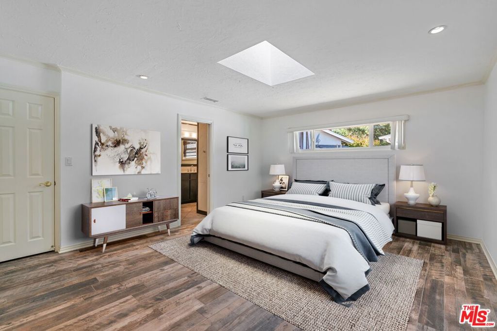 1229 Valebrook Place