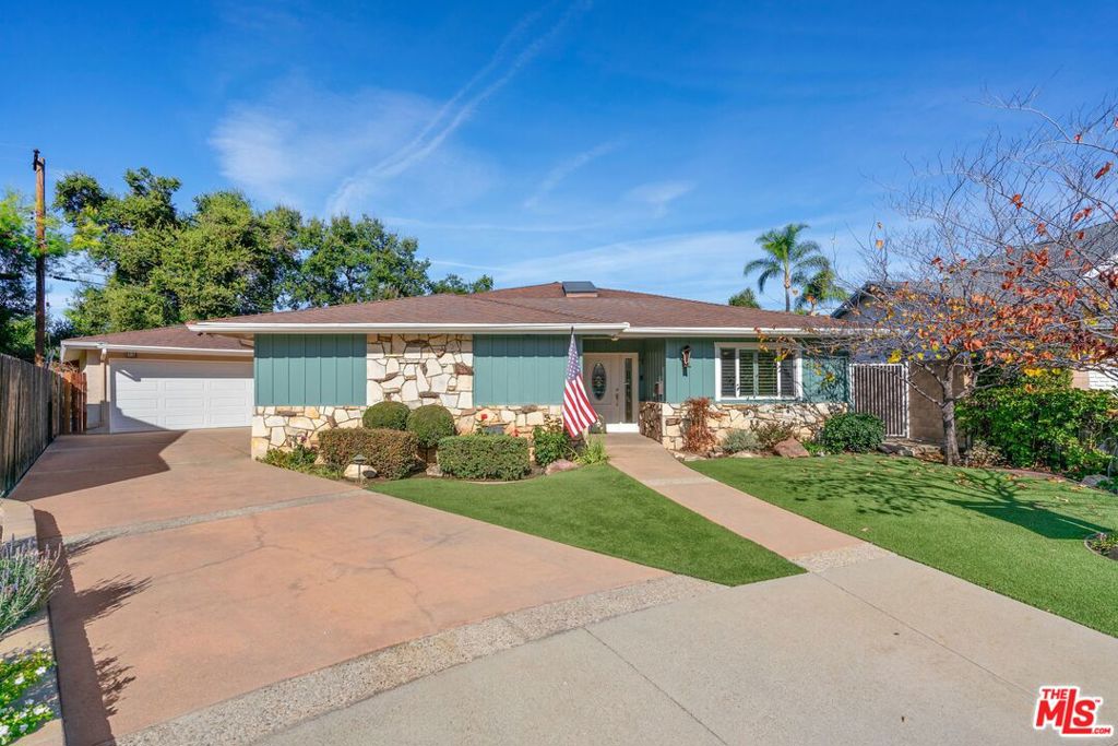 1229 Valebrook Place