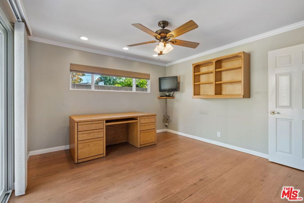 1229 Valebrook Place