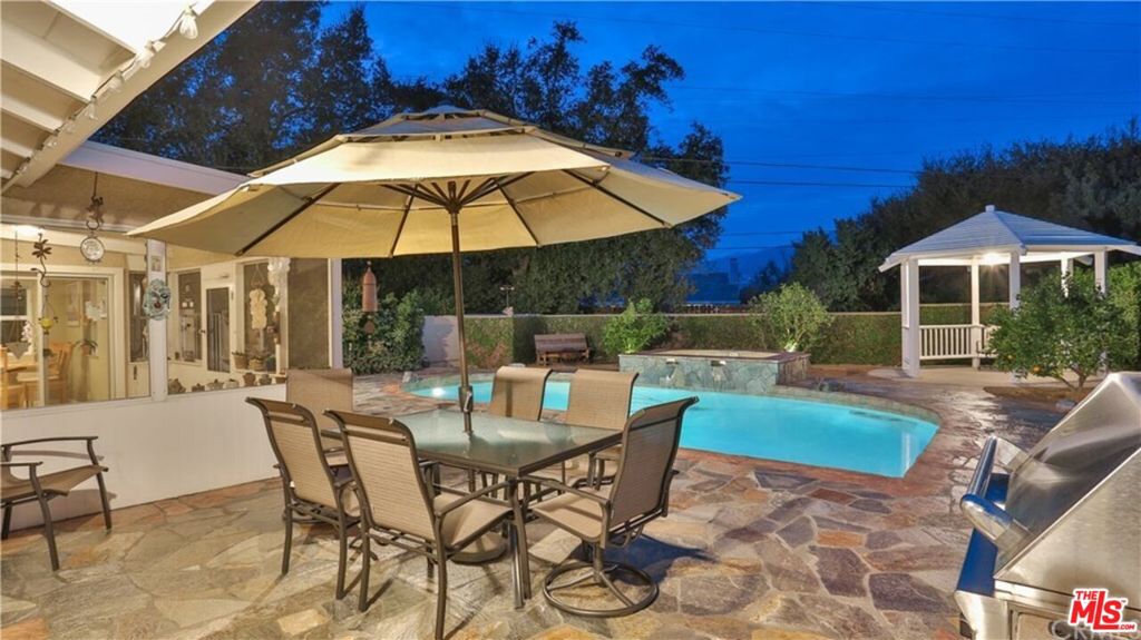 1229 Valebrook Place