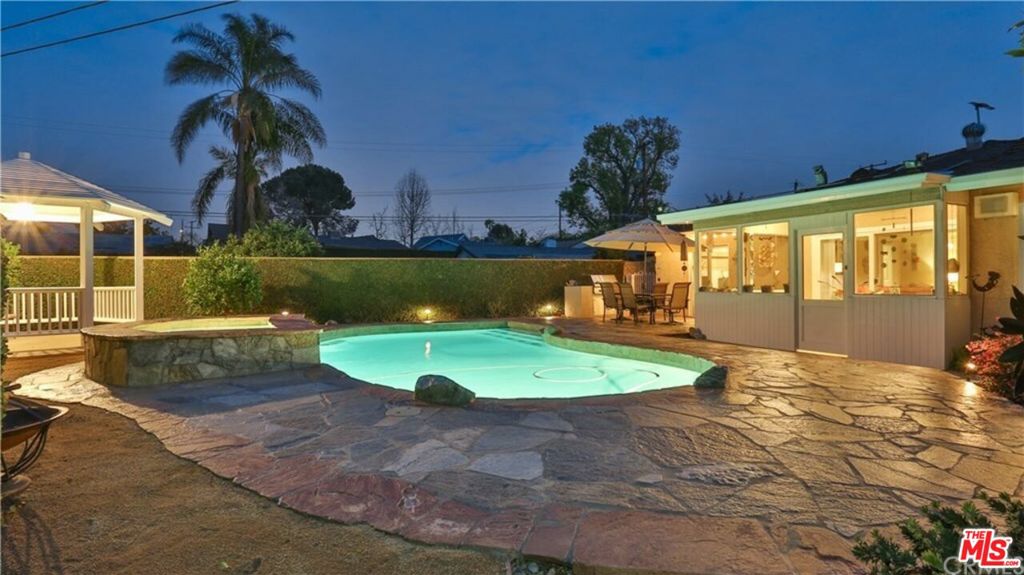 1229 Valebrook Place