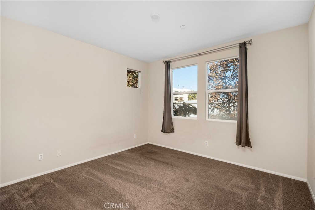 534 N Cabernet Drive