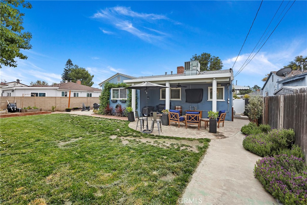 437 W Southgate Avenue