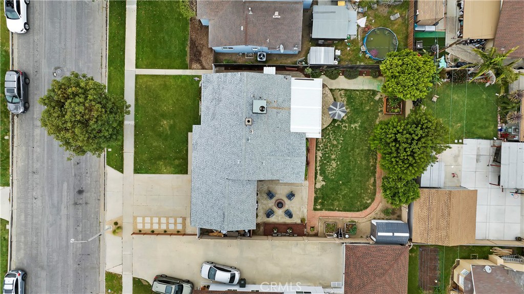 437 W Southgate Avenue