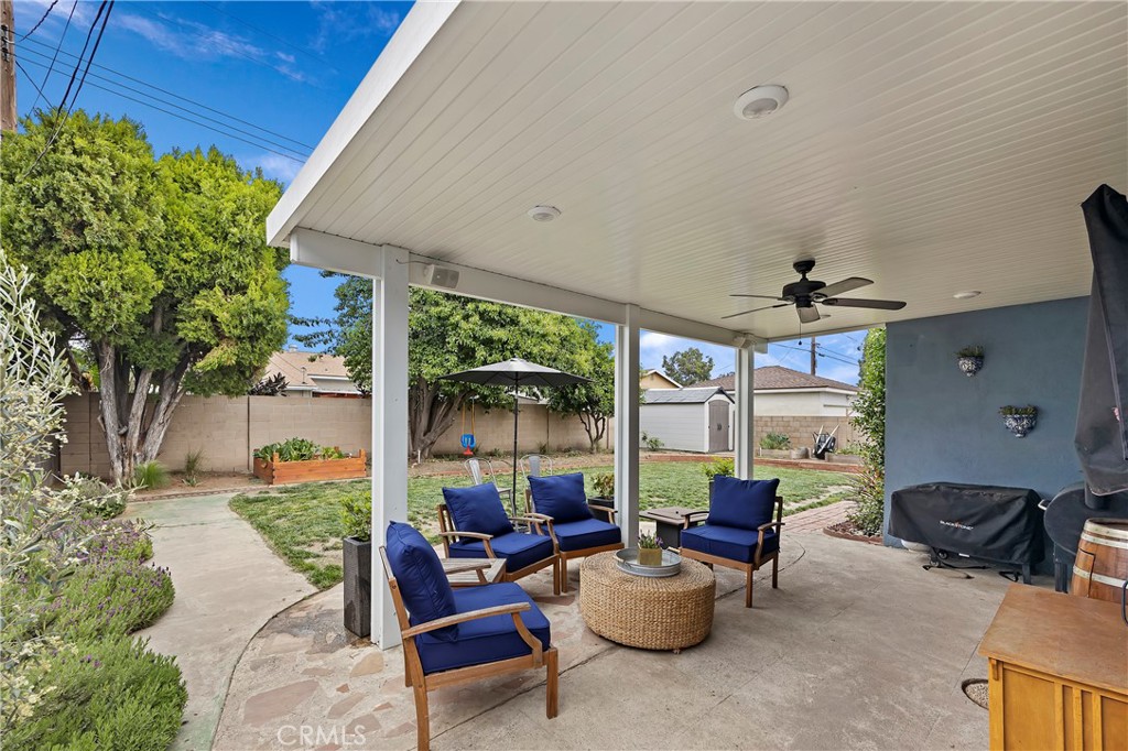 437 W Southgate Avenue