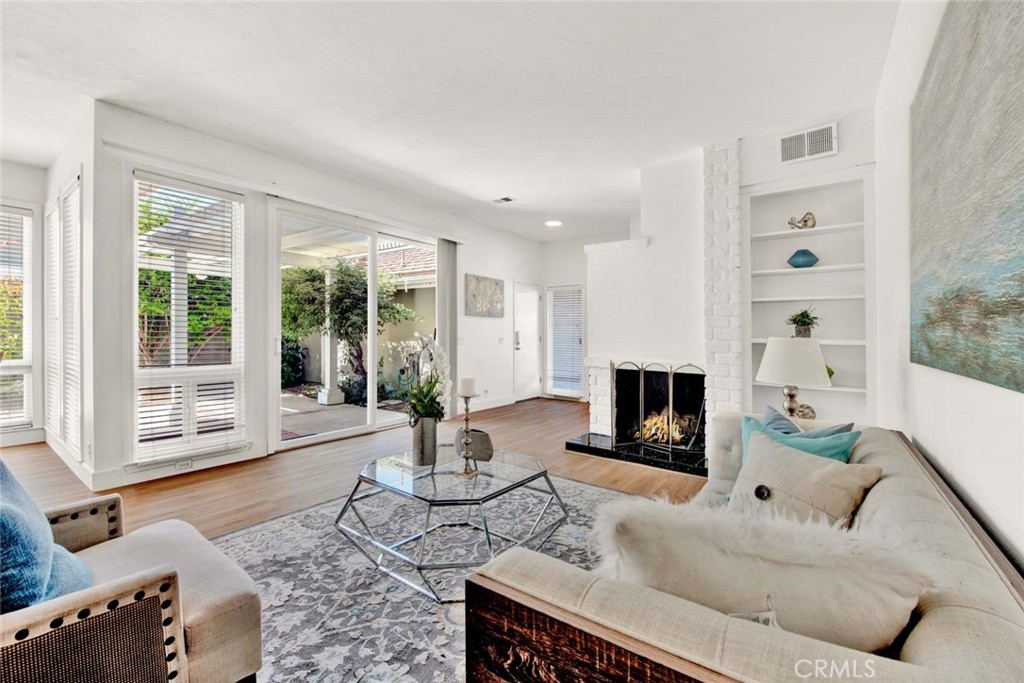 8 Tanglewood Drive