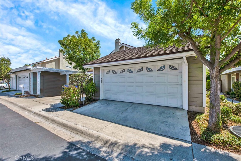 8 Tanglewood Drive