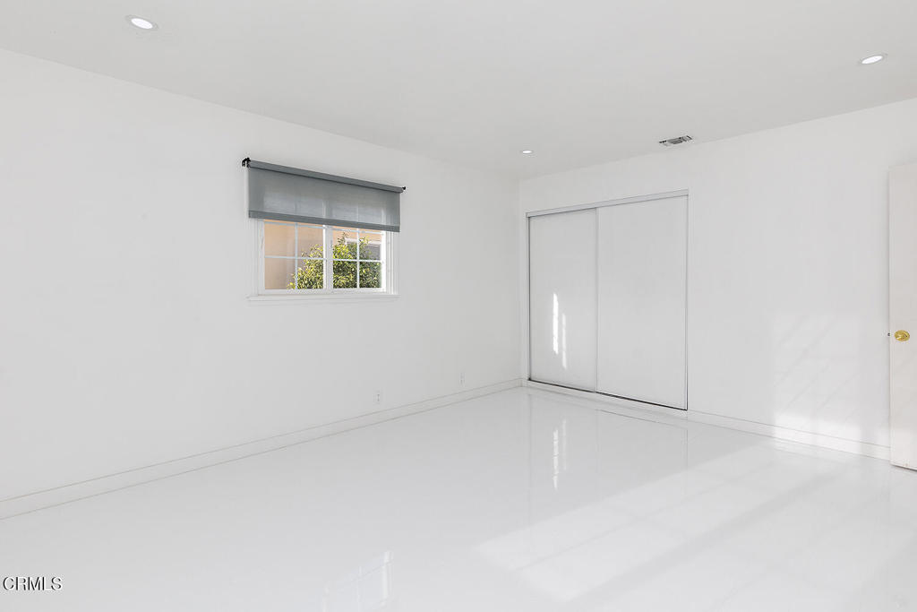 1105 Alhambra Road C