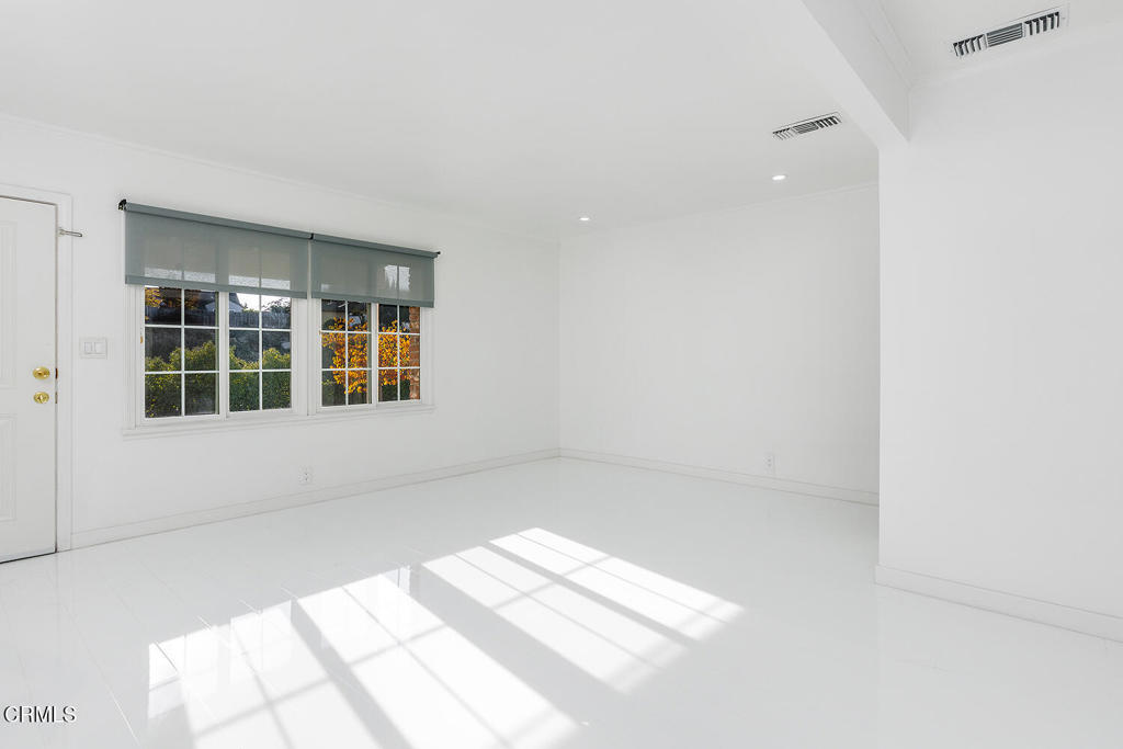 1105 Alhambra Road C