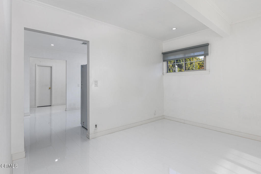 1105 Alhambra Road C