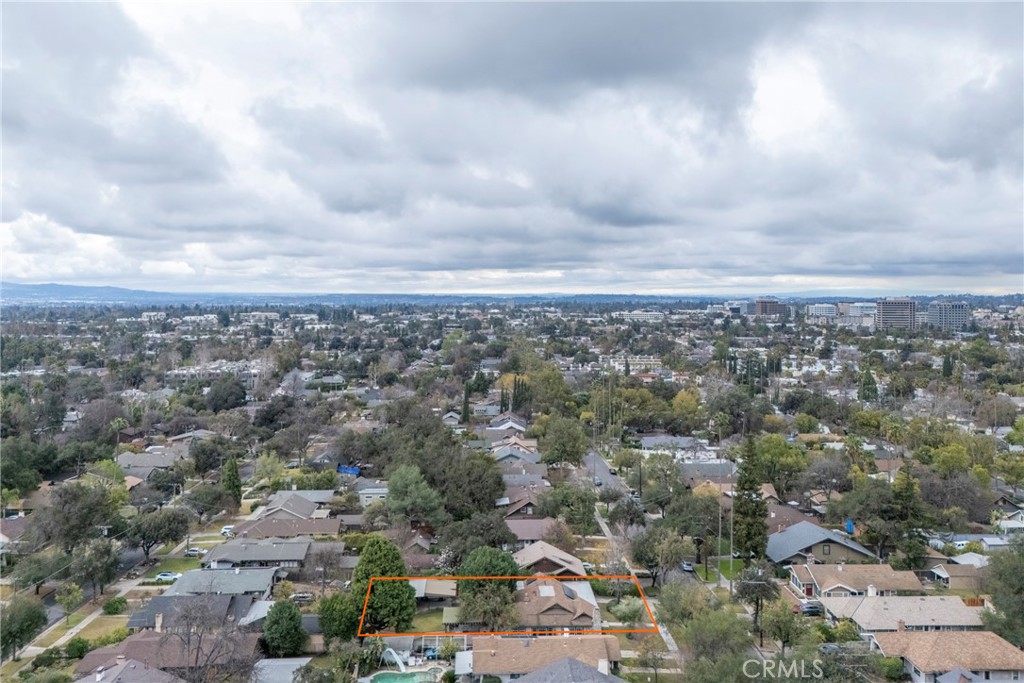 860 N Michigan Avenue