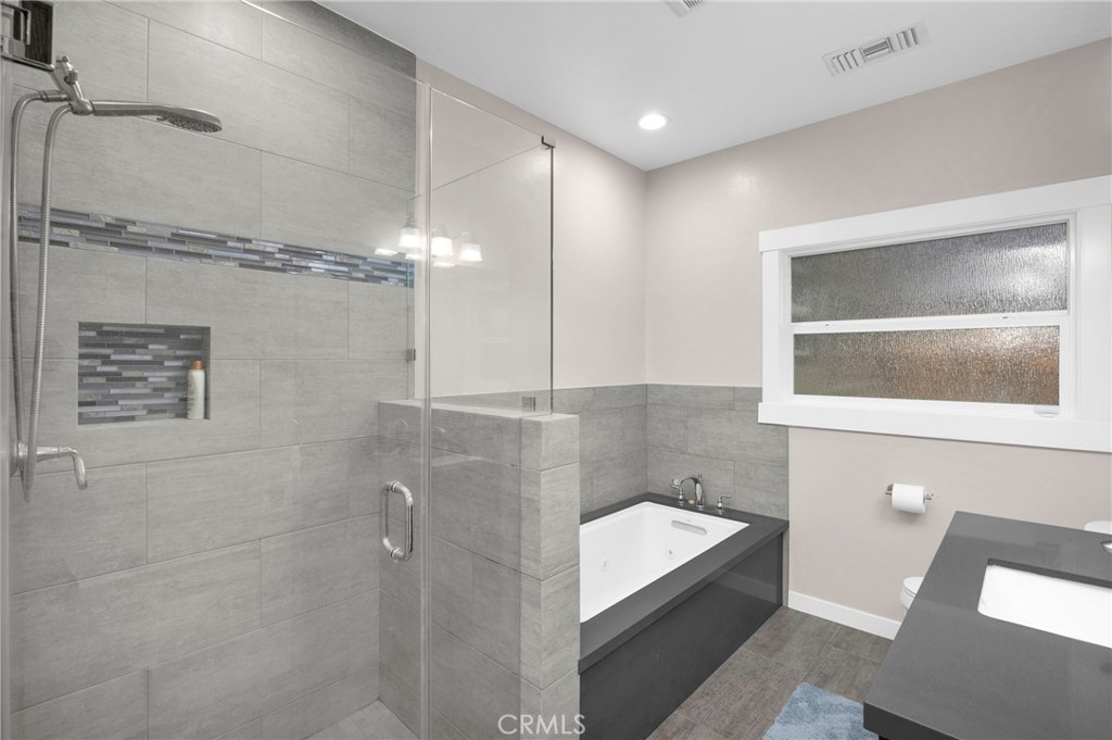 860 N Michigan Avenue