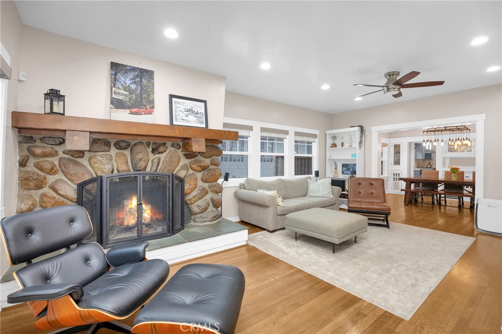 860 N Michigan Avenue