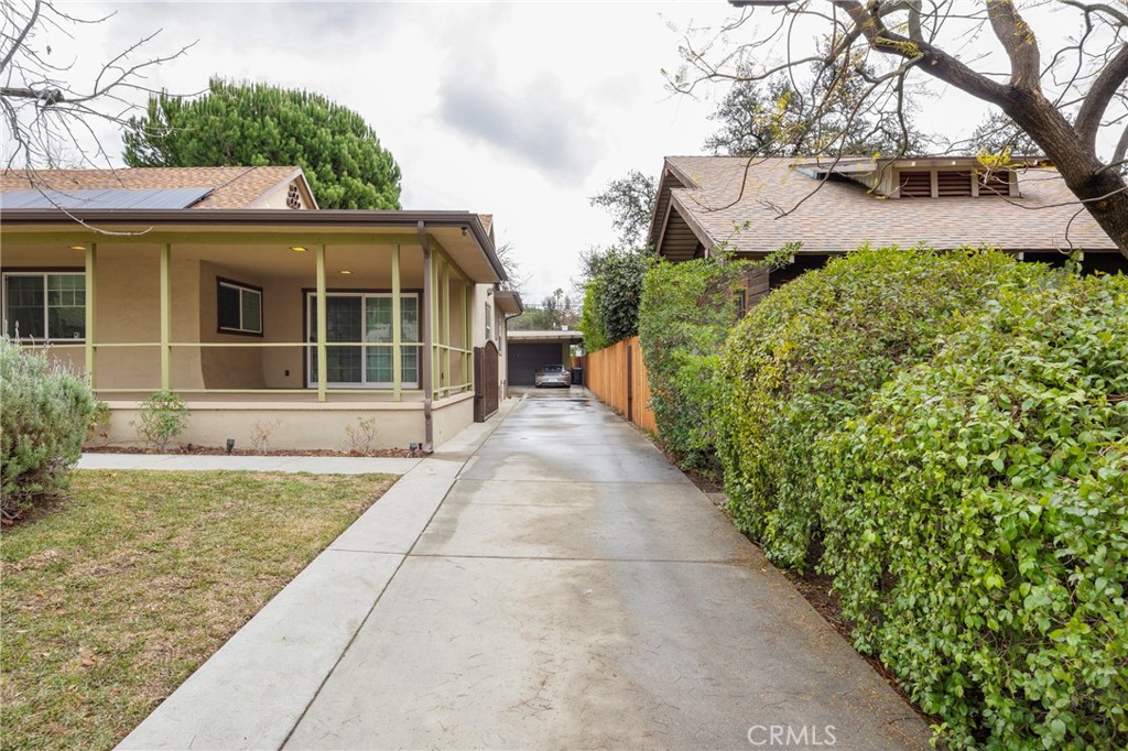 860 N Michigan Avenue