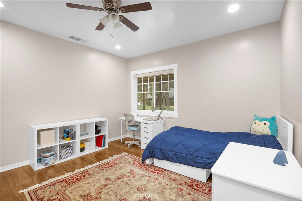 860 N Michigan Avenue