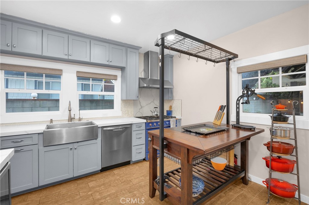 860 N Michigan Avenue