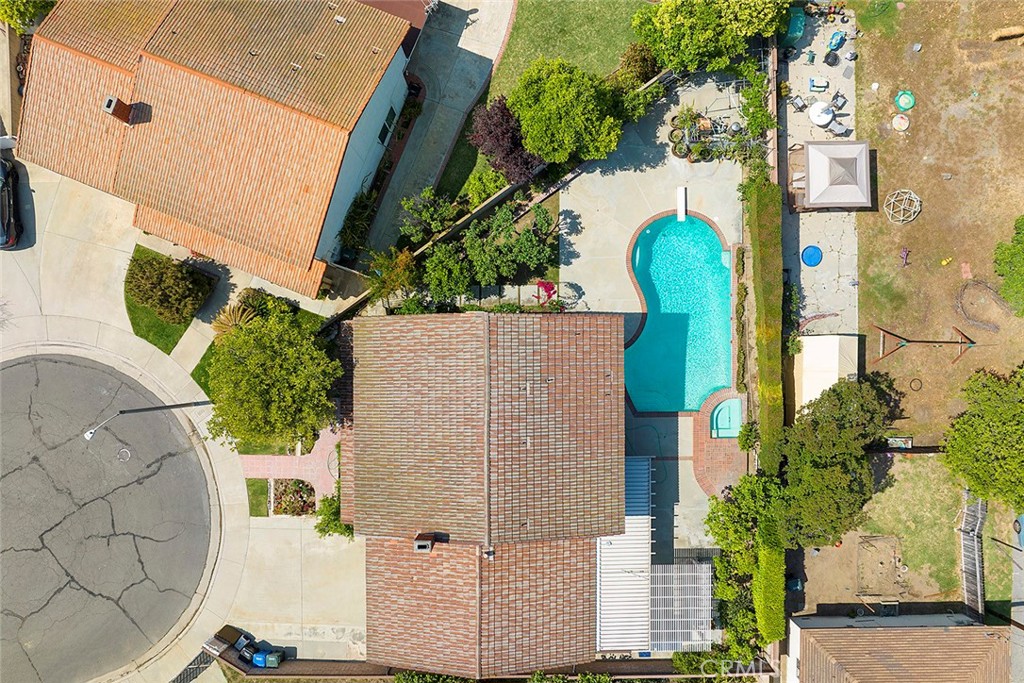 6126 Rowland Avenue