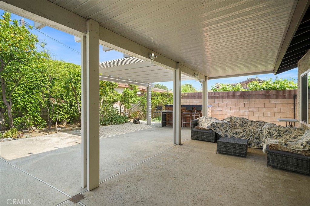 6126 Rowland Avenue