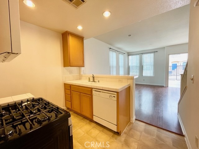 15447 Pomona Rincon Road 528