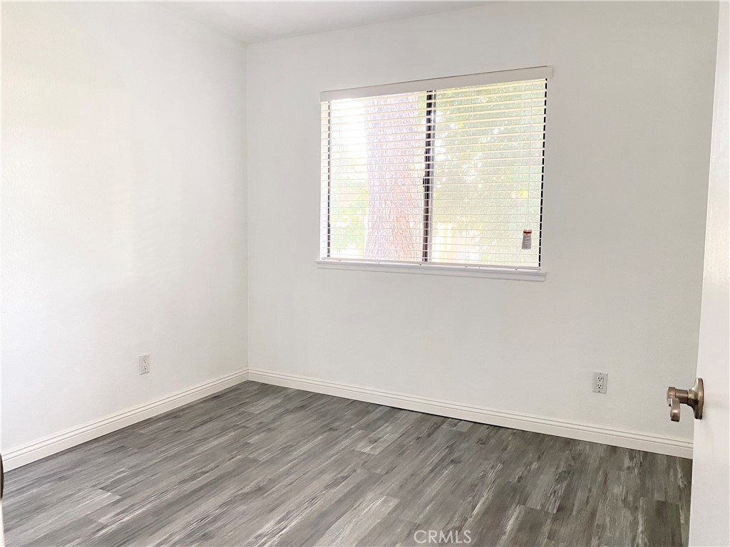 1309 W Mission Boulevard 136