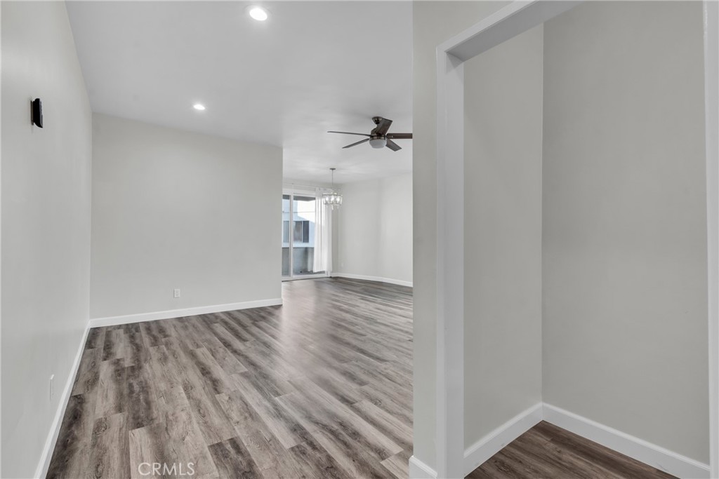 6150 Buckingham Pkwy 202