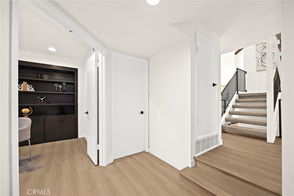 16011 La Monde Street