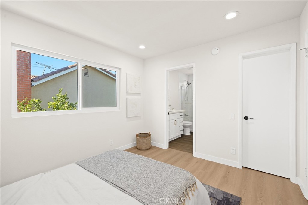 16011 La Monde Street