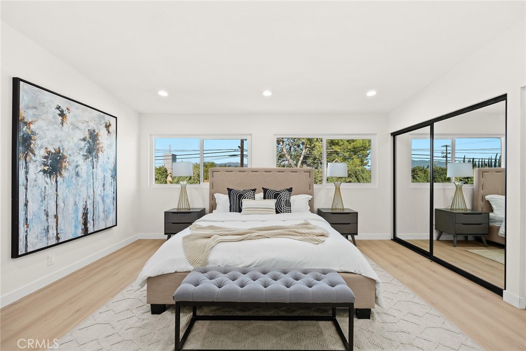 16011 La Monde Street